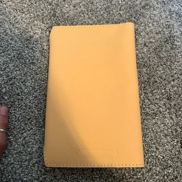 Portland leather Mamey peach color snap journal large - Picture 5 of 7